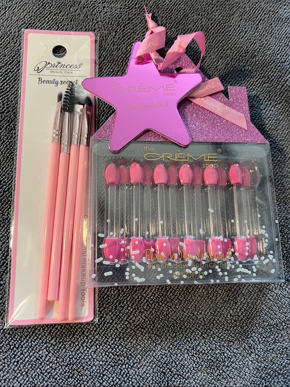 The Crème Shop Pink Eyeshadow Applicator Set and set of  Brushes. 5/$20